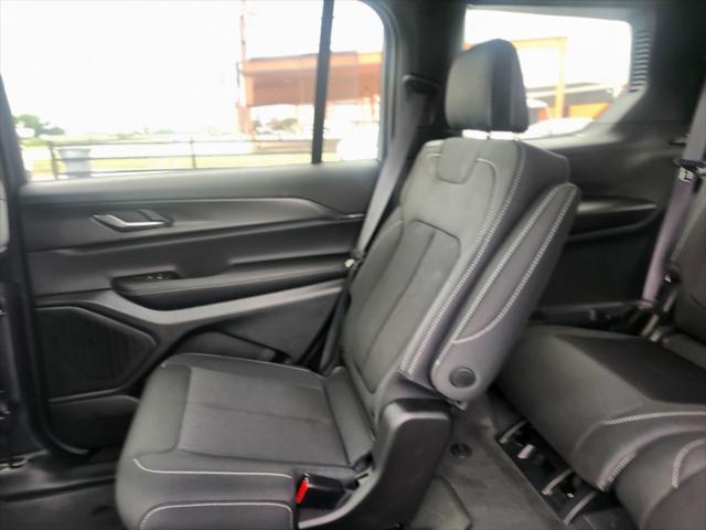 new 2025 Jeep Grand Cherokee L car, priced at $38,660