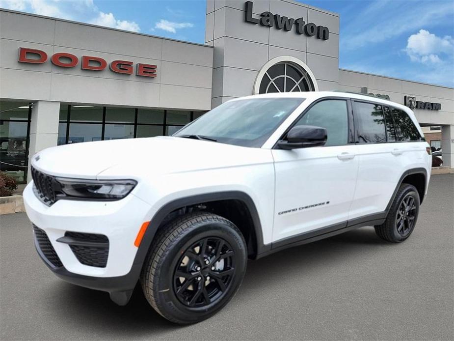 new 2024 Jeep Grand Cherokee car, priced at $33,994