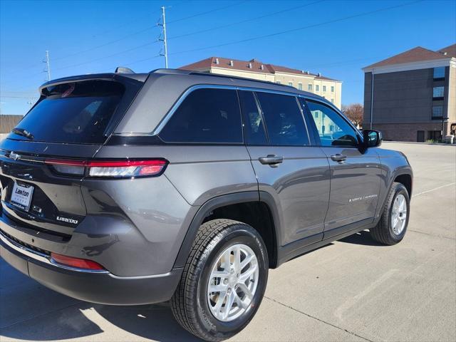 new 2025 Jeep Grand Cherokee car, priced at $40,495