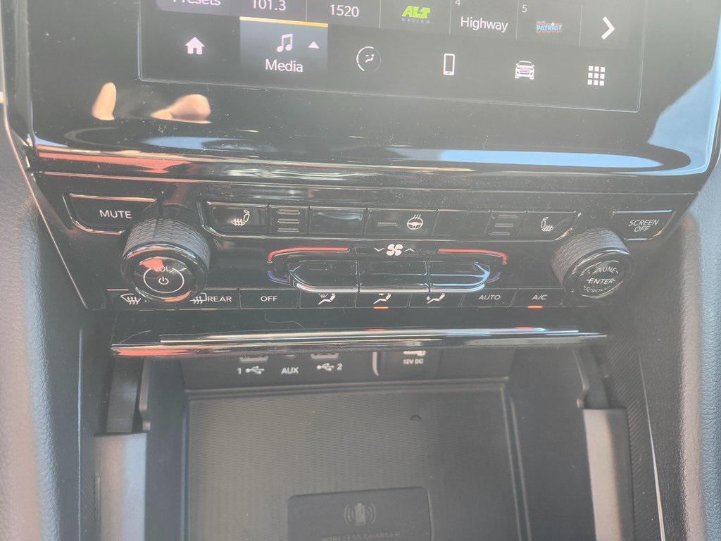 new 2025 Jeep Grand Cherokee car, priced at $40,995