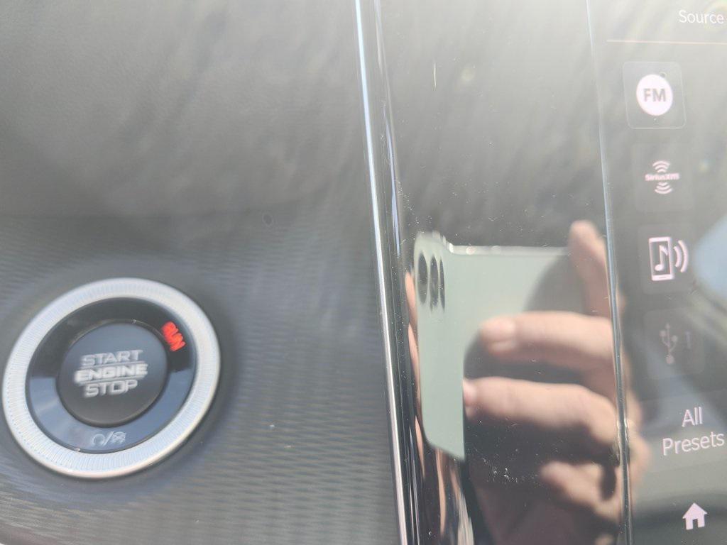new 2025 Jeep Grand Cherokee car, priced at $40,995