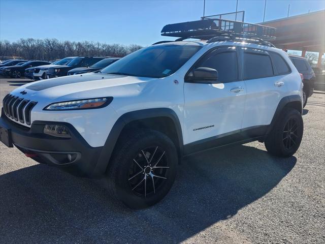 used 2018 Jeep Cherokee car, priced at $17,999