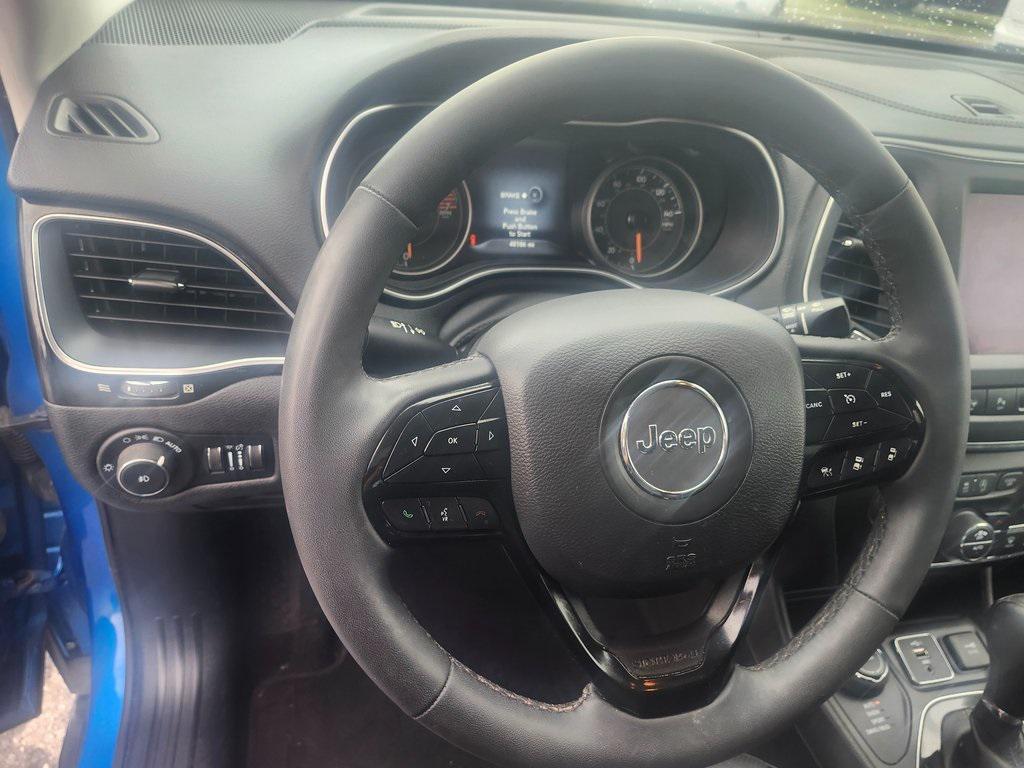 used 2023 Jeep Cherokee car, priced at $22,989