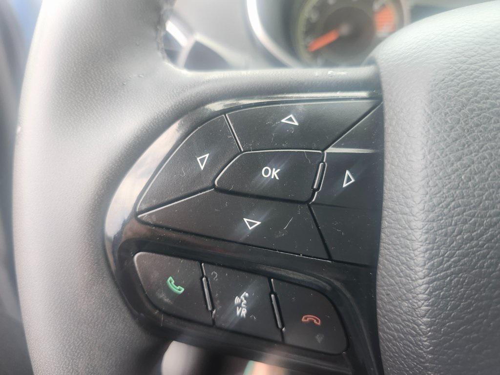 used 2023 Jeep Cherokee car, priced at $22,989