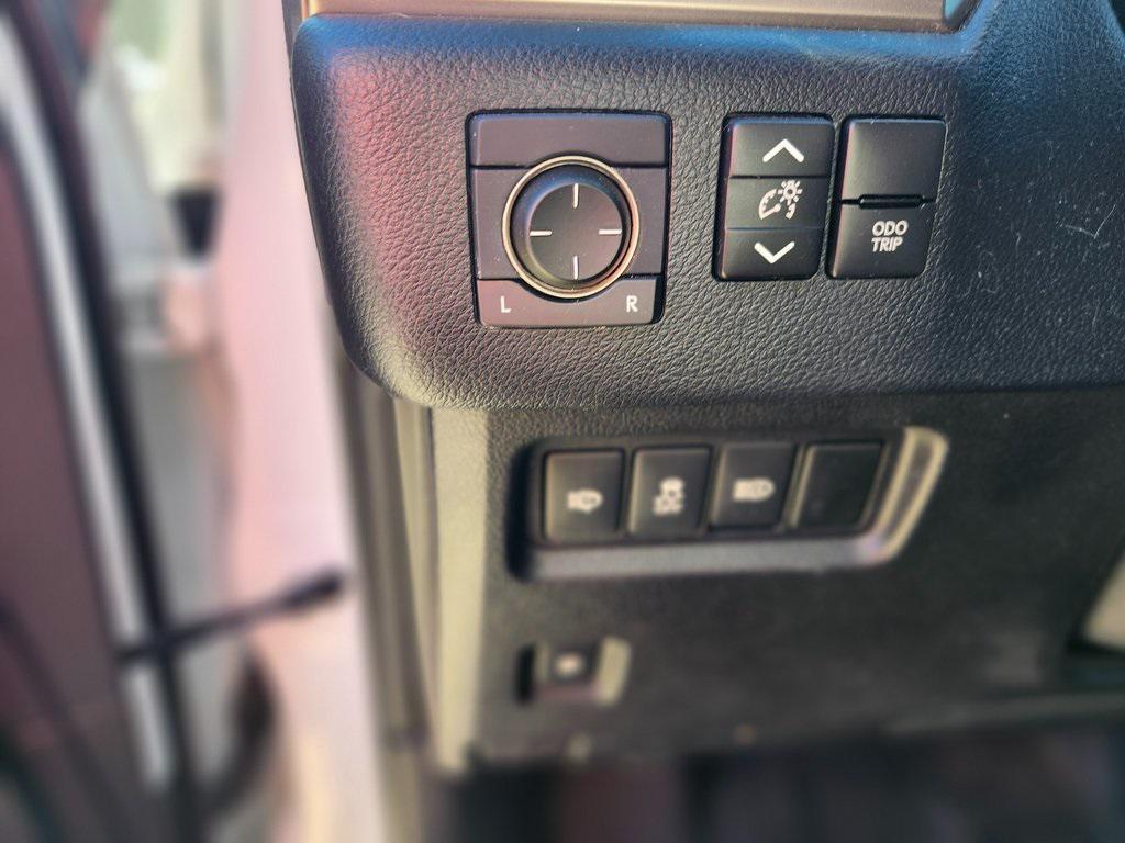 used 2020 Lexus GX 460 car, priced at $38,983