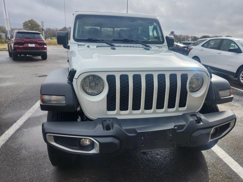 used 2023 Jeep Gladiator car, priced at $27,994