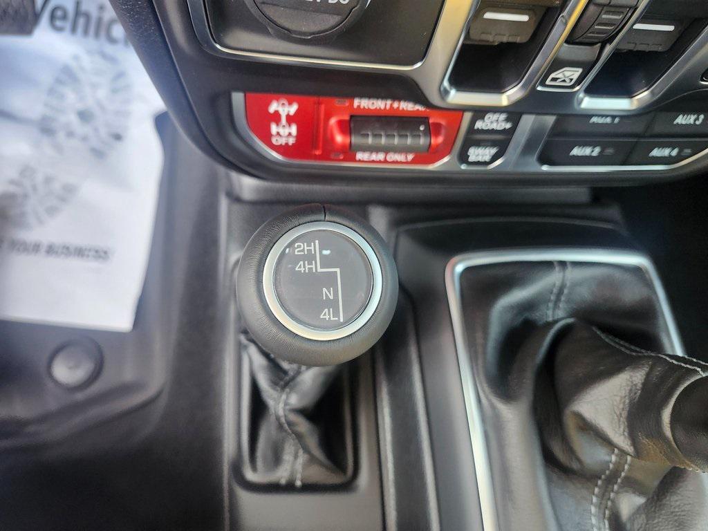 new 2025 Jeep Wrangler car, priced at $51,995