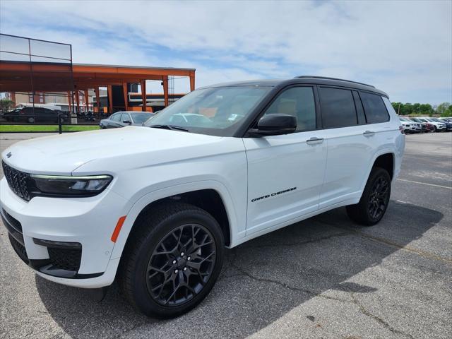 new 2025 Jeep Grand Cherokee L car, priced at $65,995