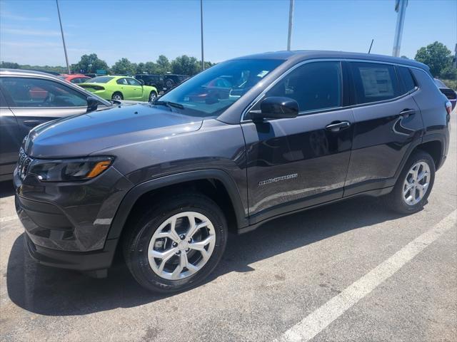 new 2024 Jeep Compass car, priced at $25,995