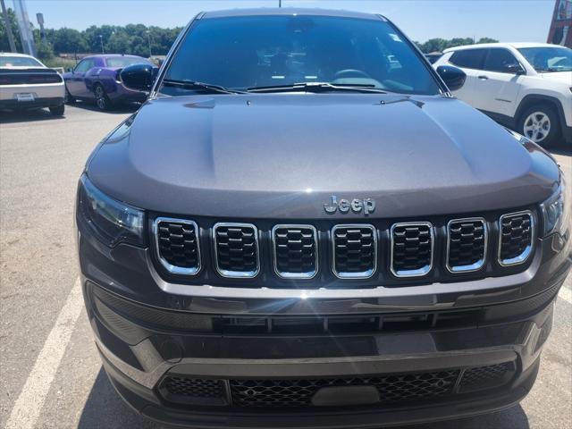 new 2024 Jeep Compass car, priced at $25,995