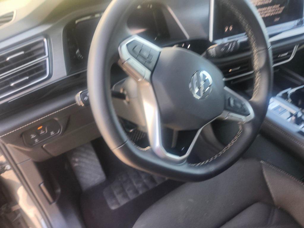 used 2024 Volkswagen Atlas Cross Sport car, priced at $28,679