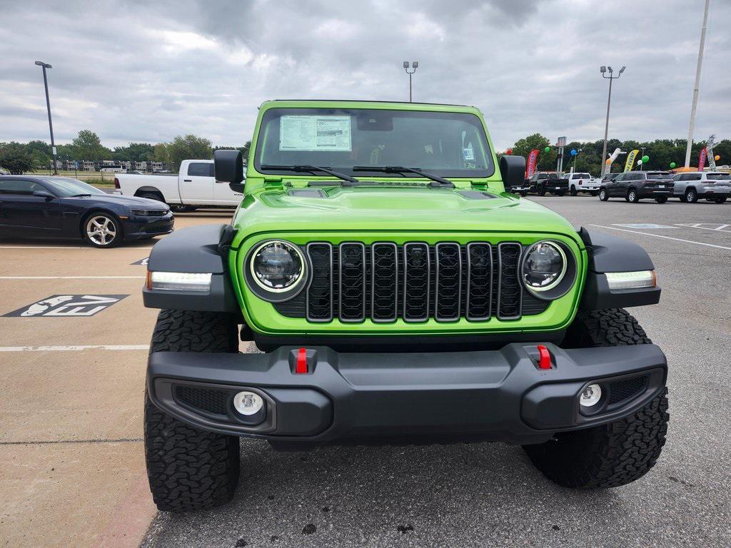 new 2025 Jeep Wrangler car, priced at $67,685
