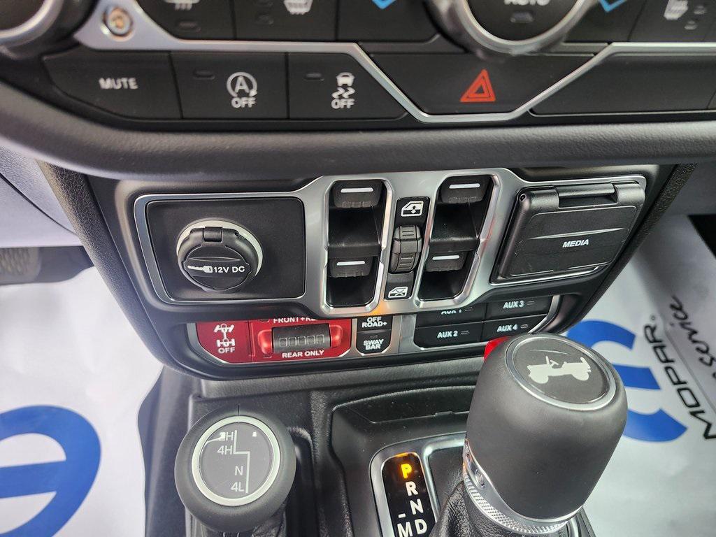 new 2025 Jeep Wrangler car, priced at $67,685