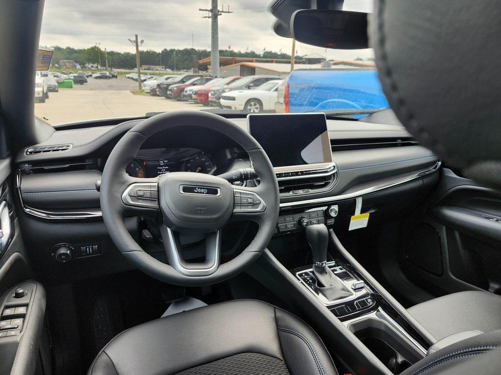 new 2025 Jeep Compass car, priced at $29,335