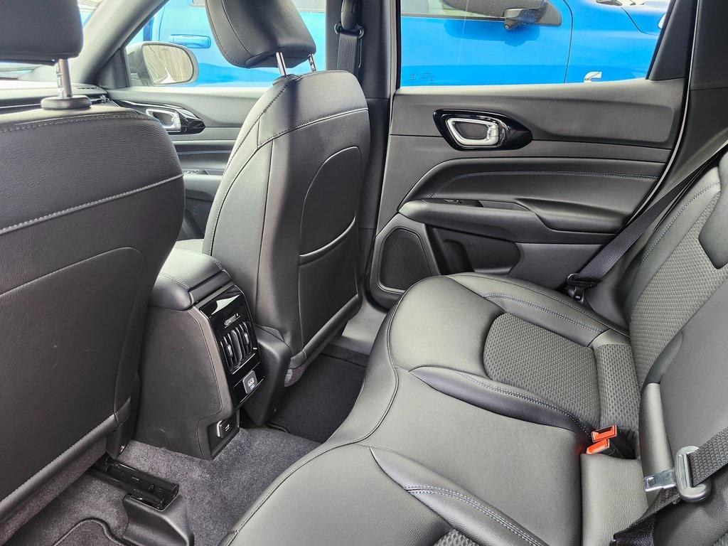 new 2025 Jeep Compass car, priced at $29,335
