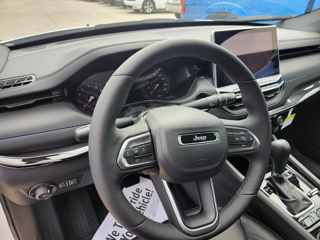 new 2025 Jeep Compass car, priced at $29,335