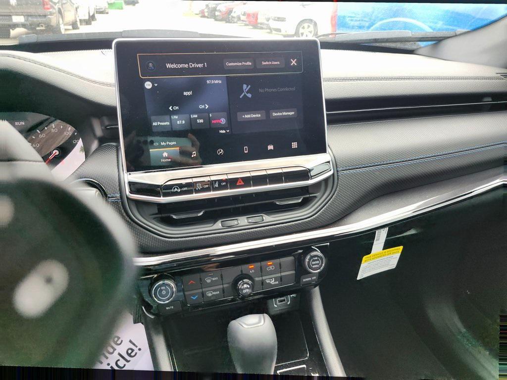 new 2025 Jeep Compass car, priced at $29,335