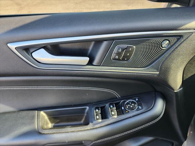 used 2024 Ford Edge car, priced at $29,611
