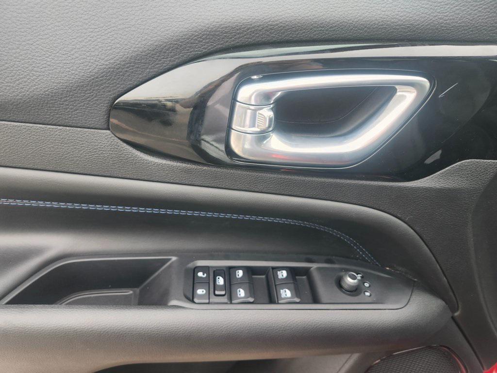 new 2025 Jeep Compass car, priced at $24,495