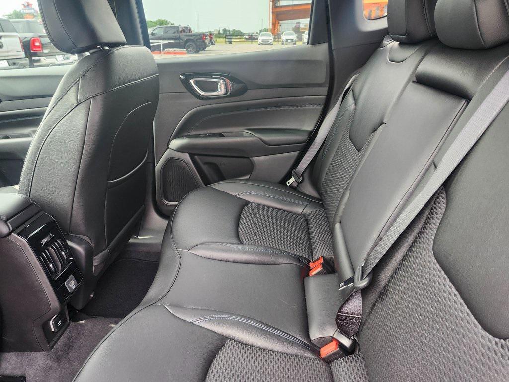 new 2025 Jeep Compass car, priced at $27,995