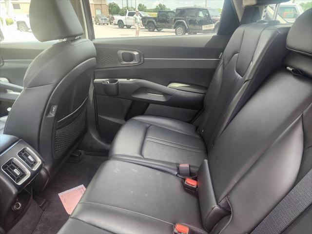 used 2024 Kia Sorento car, priced at $29,887