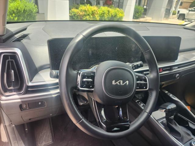 used 2024 Kia Sorento car, priced at $29,887