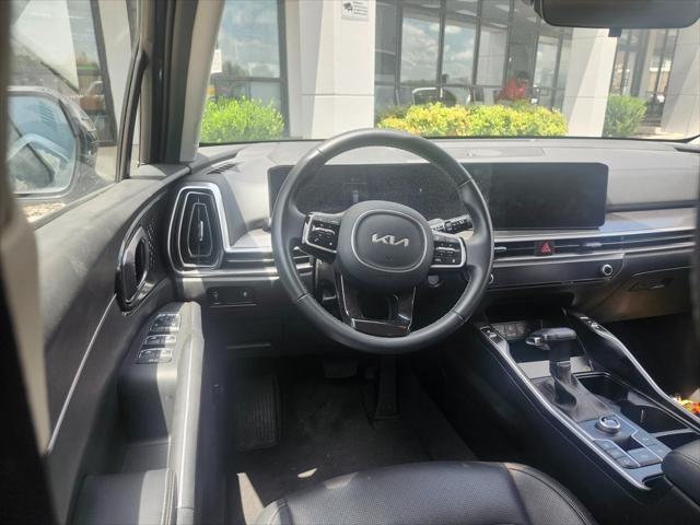 used 2024 Kia Sorento car, priced at $29,887
