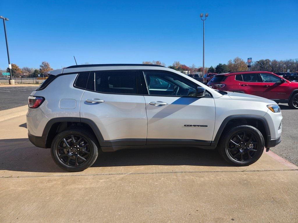 new 2025 Jeep Compass car, priced at $26,995