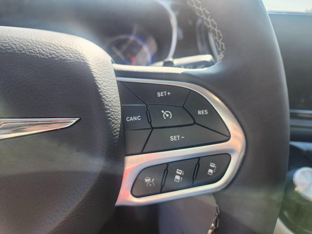 used 2023 Chrysler Pacifica car, priced at $27,790