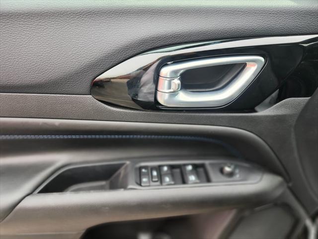 new 2025 Jeep Compass car, priced at $28,995