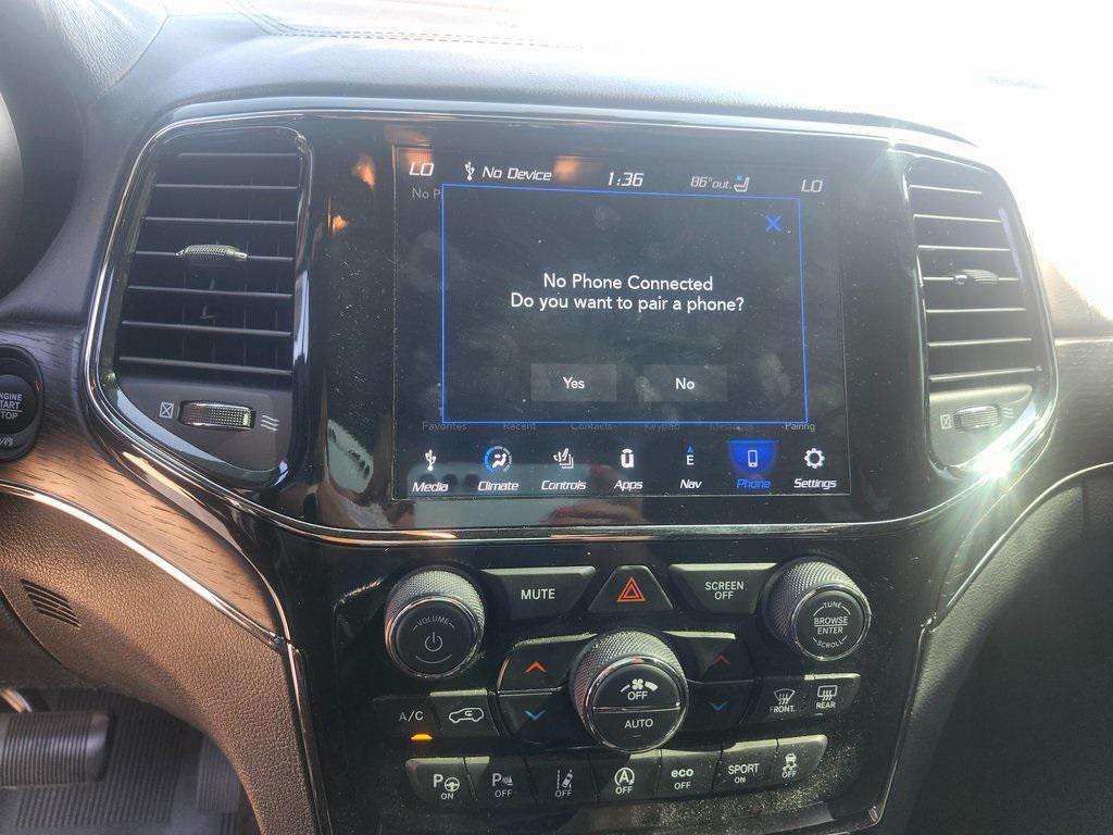 used 2024 Jeep Grand Cherokee car, priced at $35,120