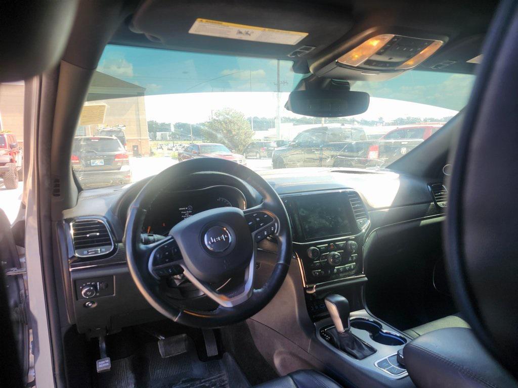 used 2024 Jeep Grand Cherokee car, priced at $35,120