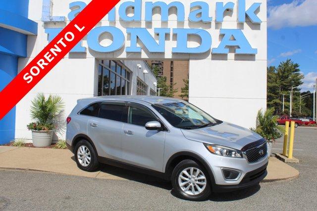 used 2018 Kia Sorento car, priced at $14,680