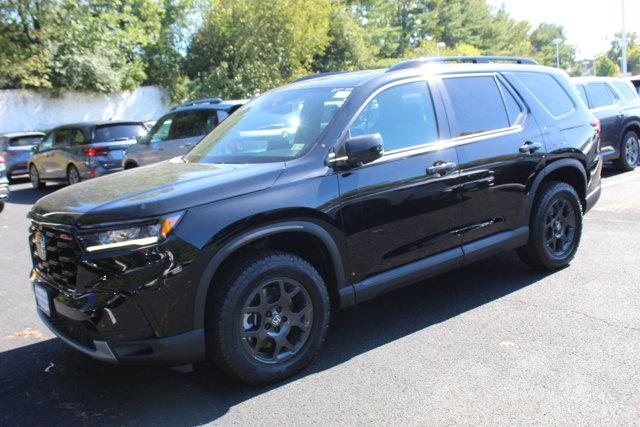 new 2025 Honda Pilot car, priced at $48,121