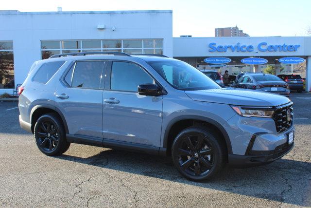 new 2025 Honda Pilot car, priced at $52,430