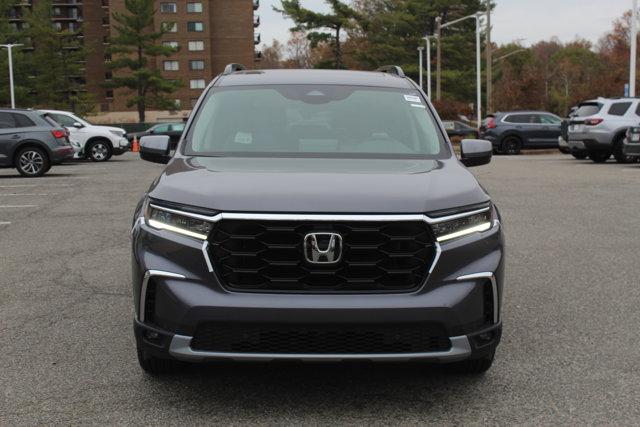 new 2025 Honda Pilot car, priced at $46,995