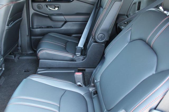 new 2025 Honda Pilot car, priced at $51,305