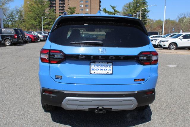 new 2025 Honda Pilot car, priced at $51,305