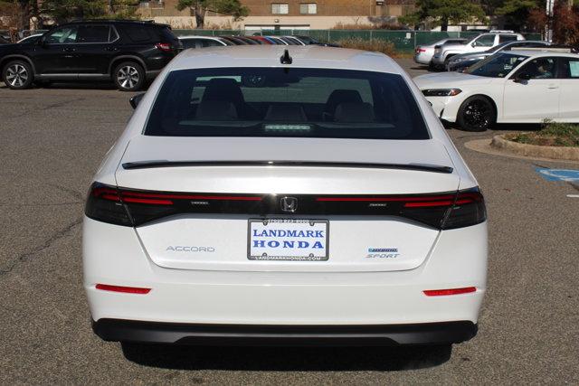 new 2025 Honda Accord Hybrid car, priced at $33,560