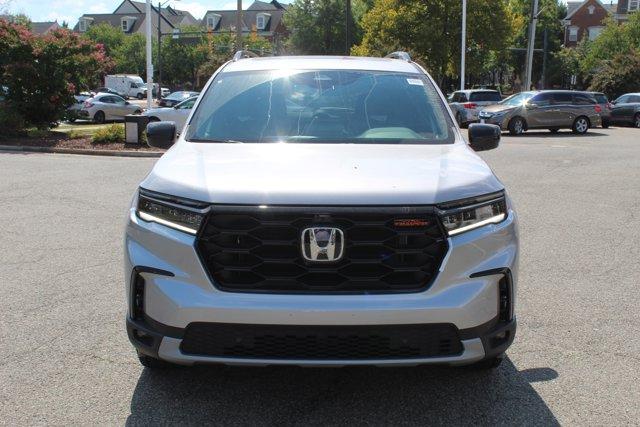 new 2025 Honda Pilot car, priced at $48,563