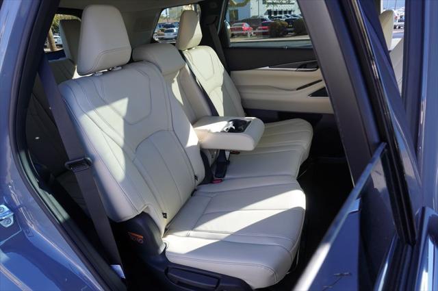 new 2025 INFINITI QX60 car, priced at $63,072