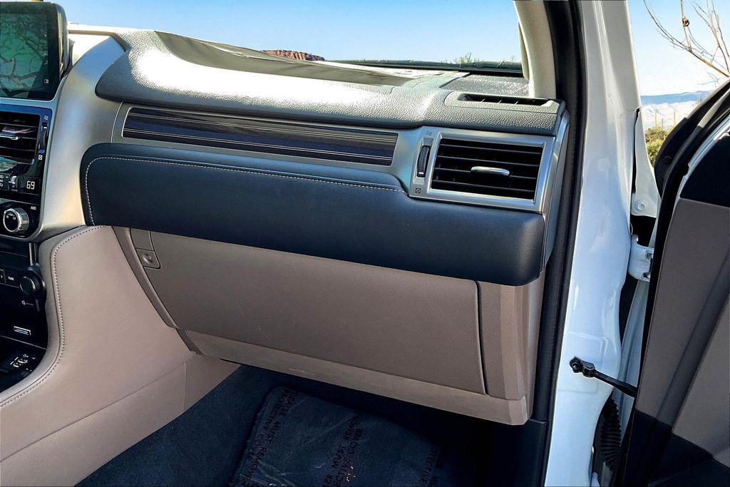 used 2022 Lexus GX 460 car, priced at $48,695