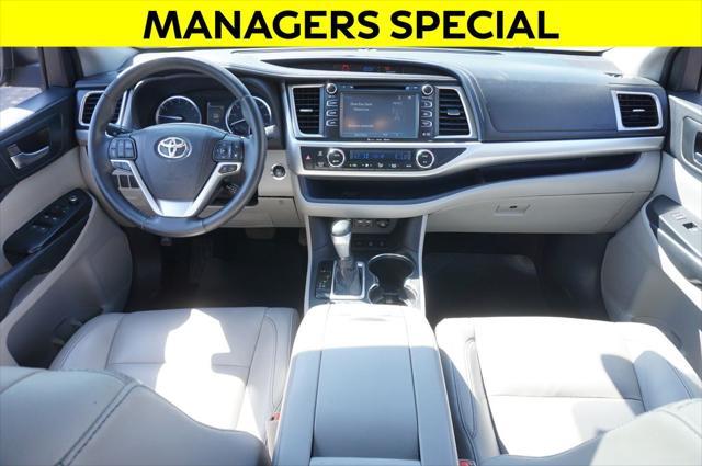 used 2019 Toyota Highlander car, priced at $23,500