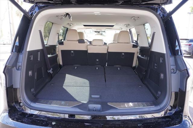 new 2025 INFINITI QX80 car, priced at $83,545