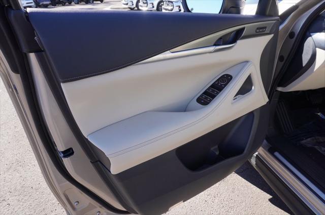 new 2025 INFINITI QX60 car, priced at $57,358