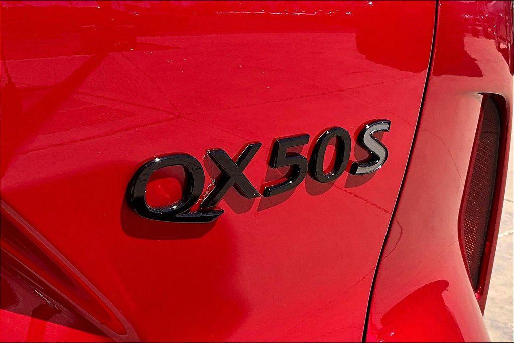 new 2025 INFINITI QX50 car, priced at $46,170