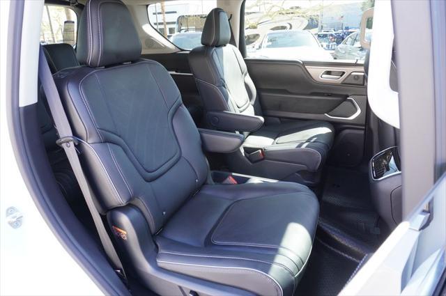 new 2025 INFINITI QX80 car, priced at $89,000