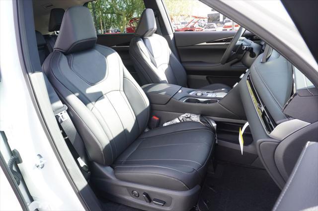 used 2025 INFINITI QX60 car, priced at $45,690