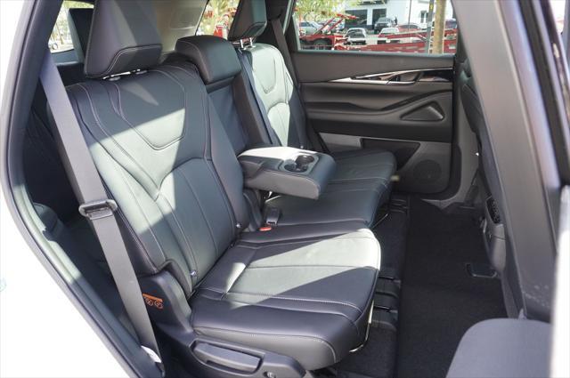 used 2025 INFINITI QX60 car, priced at $45,690