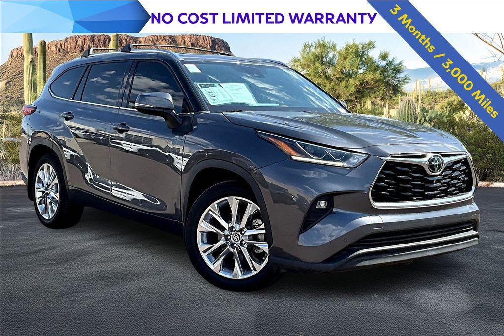 used 2021 Toyota Highlander car, priced at $30,995